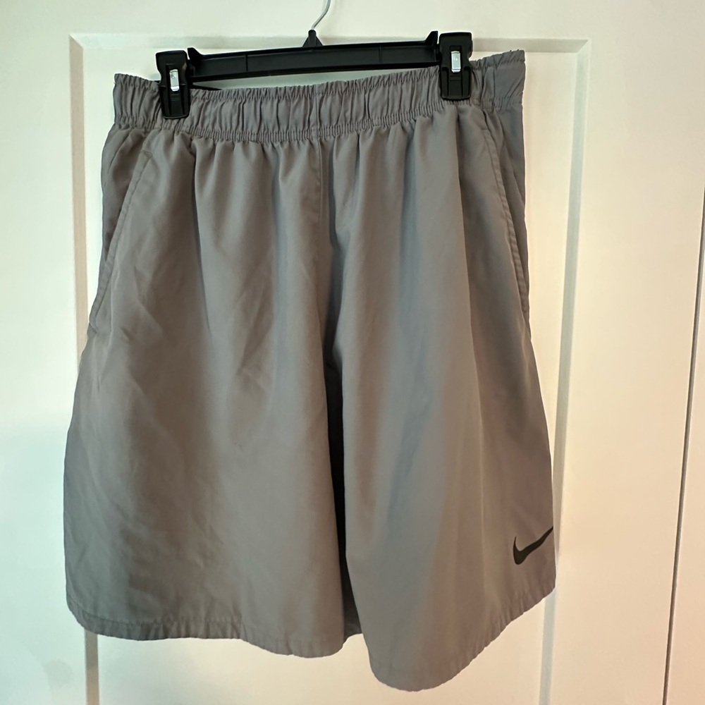 Nike Men's Athletic Shorts in Gray